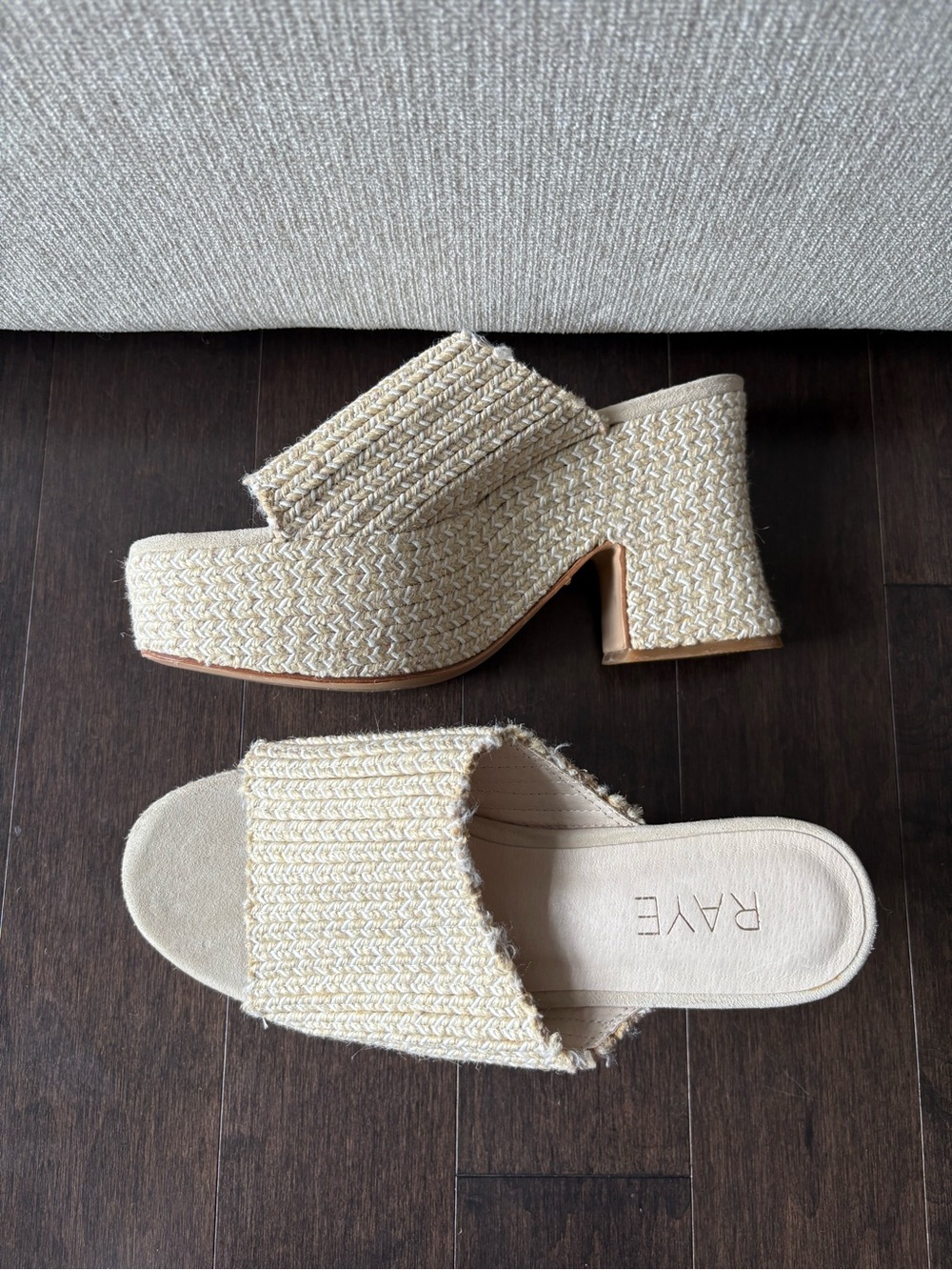 RAYE Natural Woven Platform Mule size 7.5
